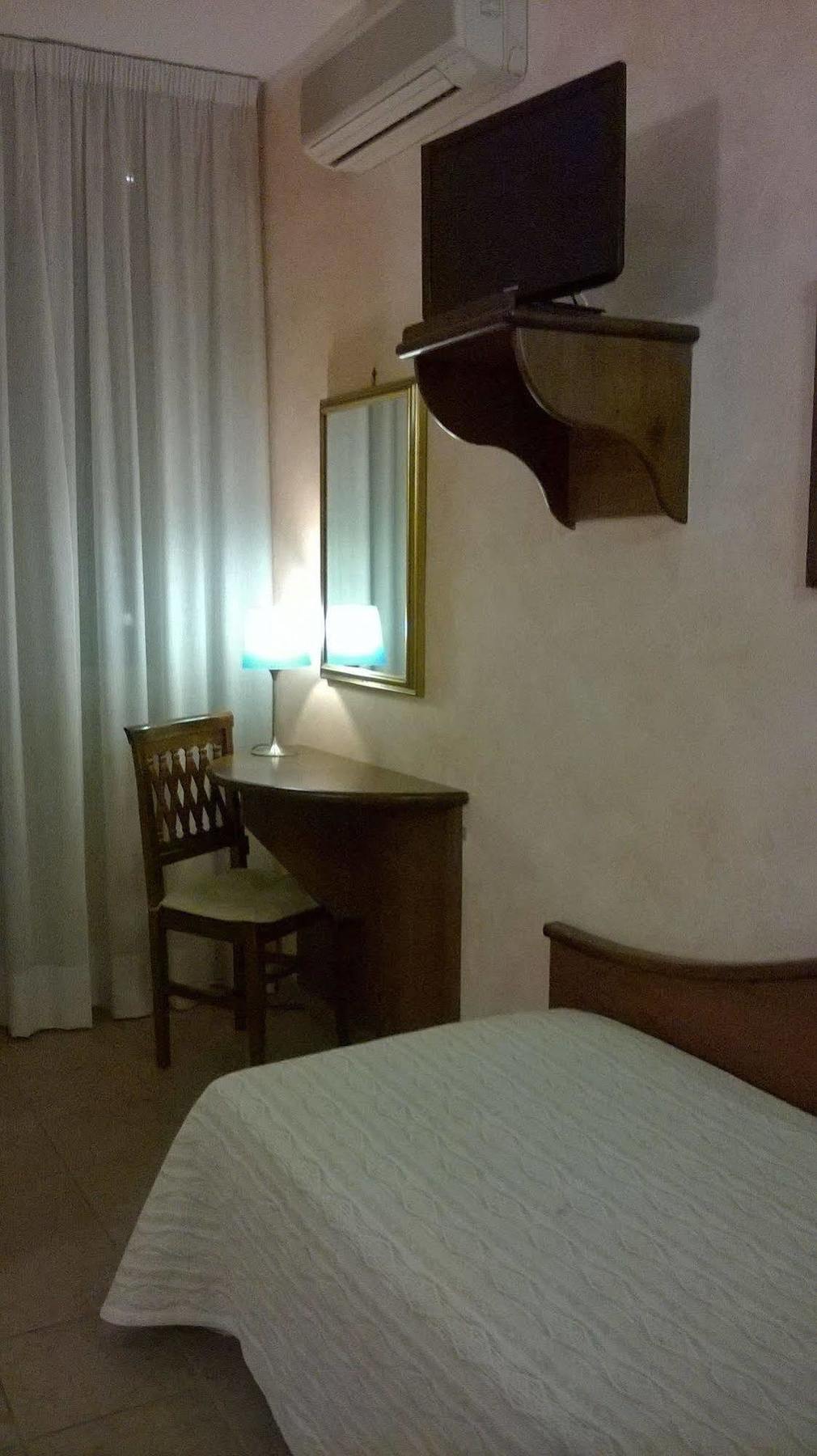 Hotel Cavour Werona Zewnętrze zdjęcie