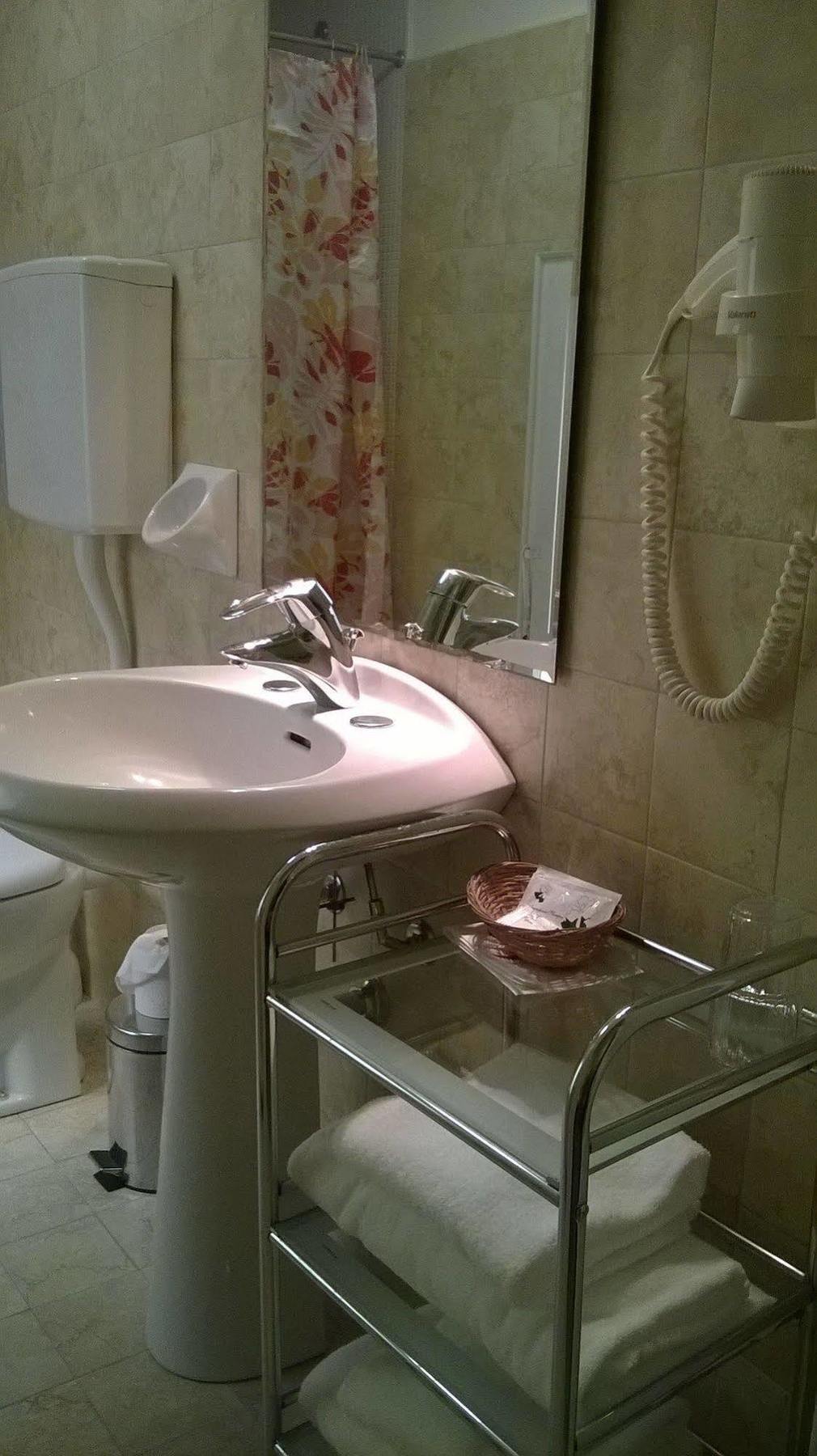 Hotel Cavour Werona Zewnętrze zdjęcie