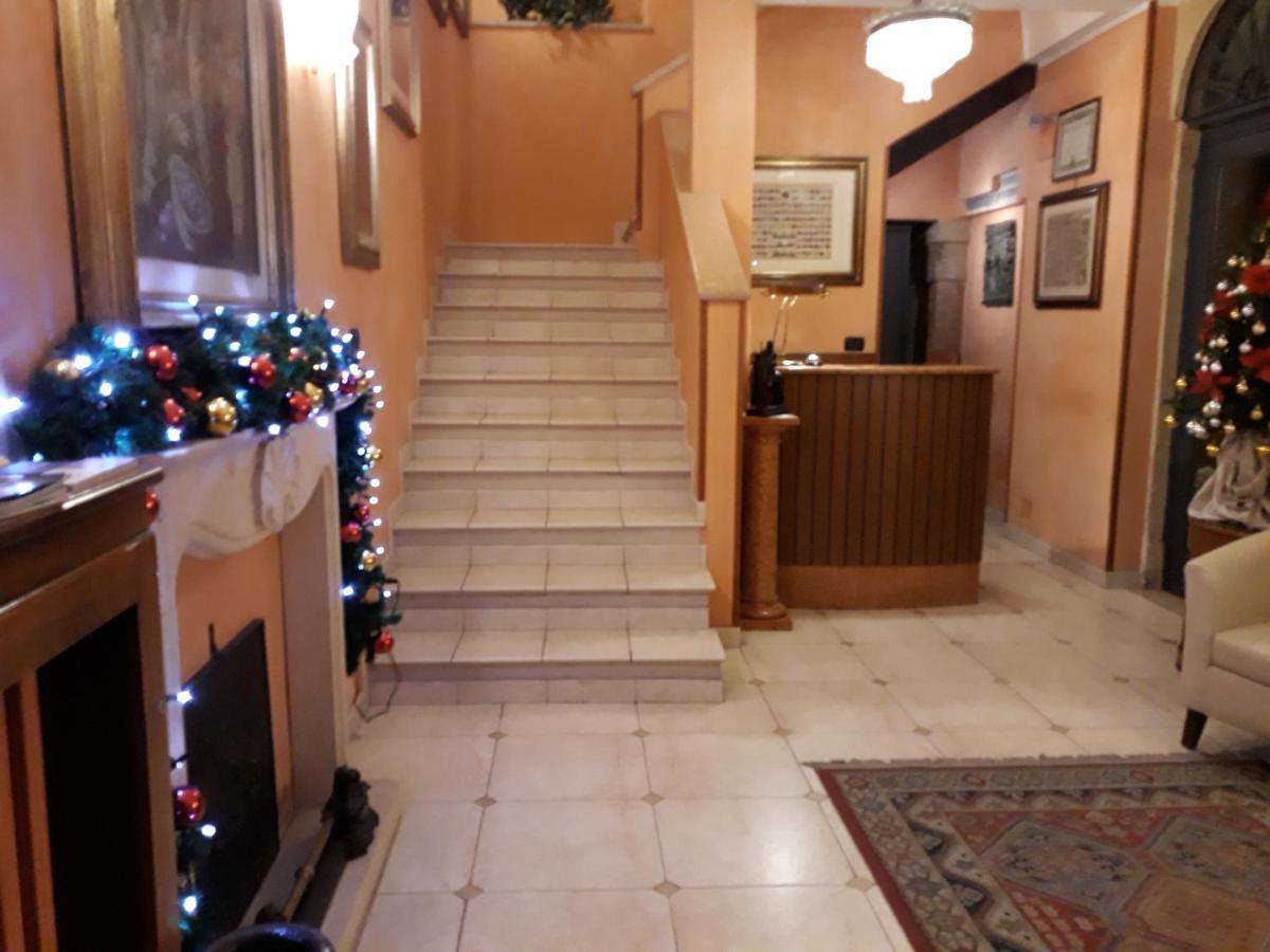 Hotel Cavour Werona Zewnętrze zdjęcie