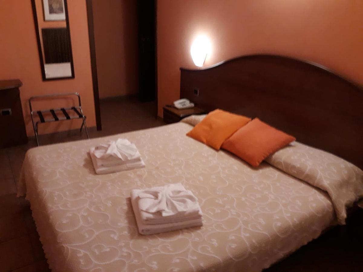 Hotel Cavour Werona Zewnętrze zdjęcie